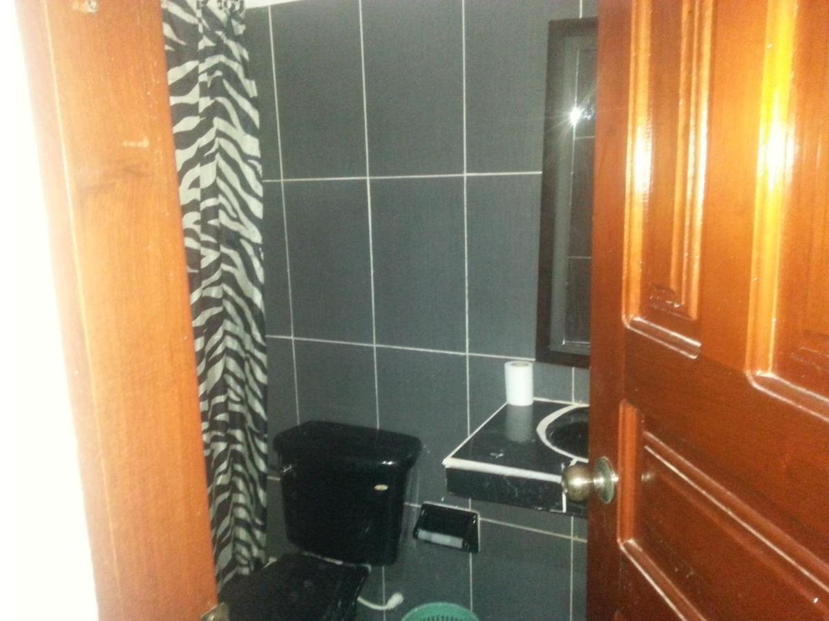 Hostal Selvatrip Leticia Eksteriør bilde